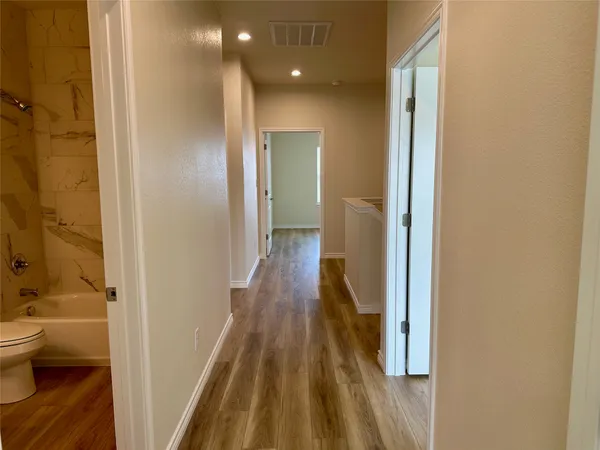 $1,800 | 515 War Admiral Drive, Unit A, Jarrell, TX 76537
