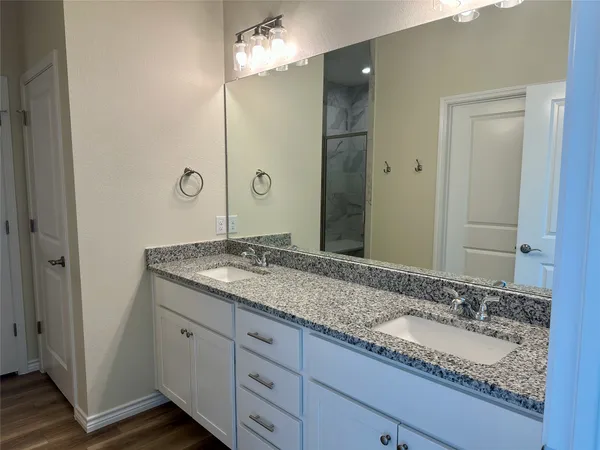 $1,800 | 515 War Admiral Drive, Unit A, Jarrell, TX 76537