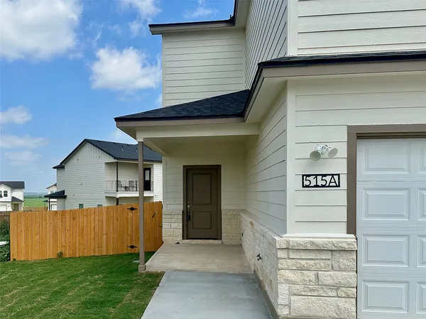 $1,800 | 515 War Admiral Drive, Unit A, Jarrell, TX 76537