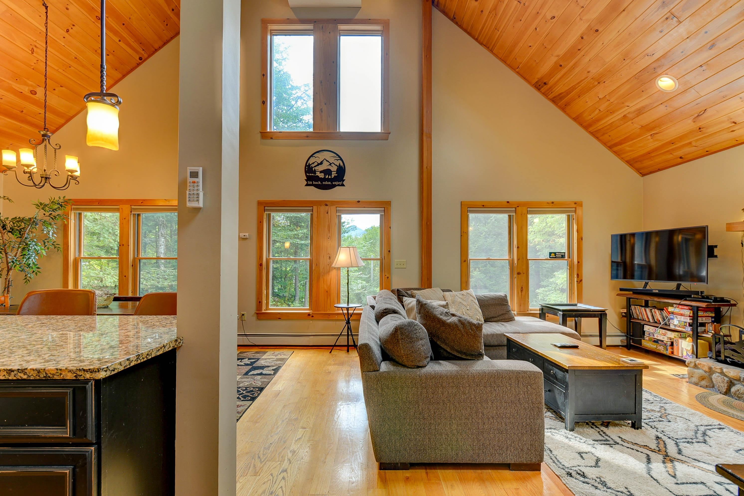 29 Falcon Loop Bartlett, NH 03812 - Photo 14 of 42