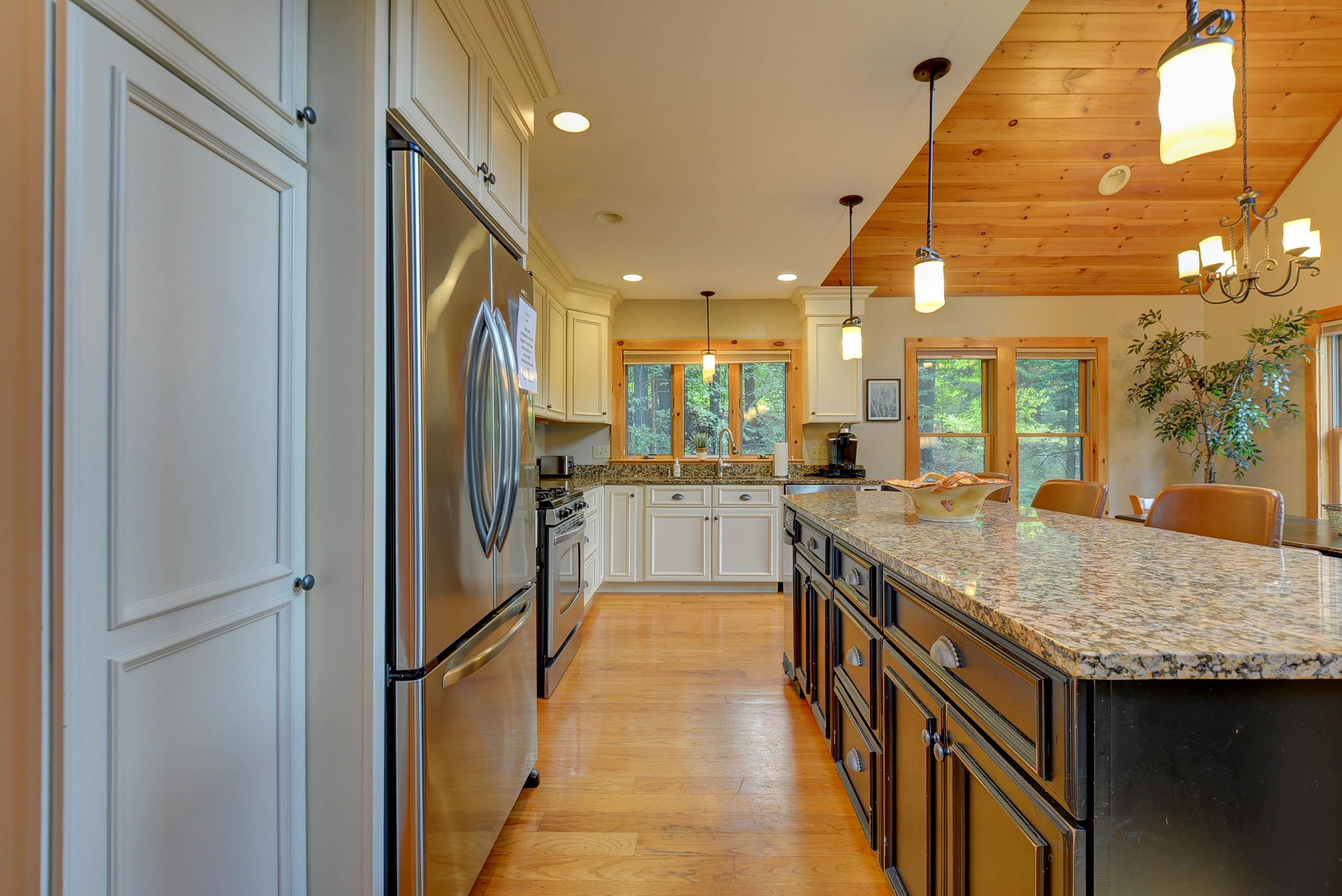 29 Falcon Loop Bartlett, NH 03812 - Photo 15 of 42