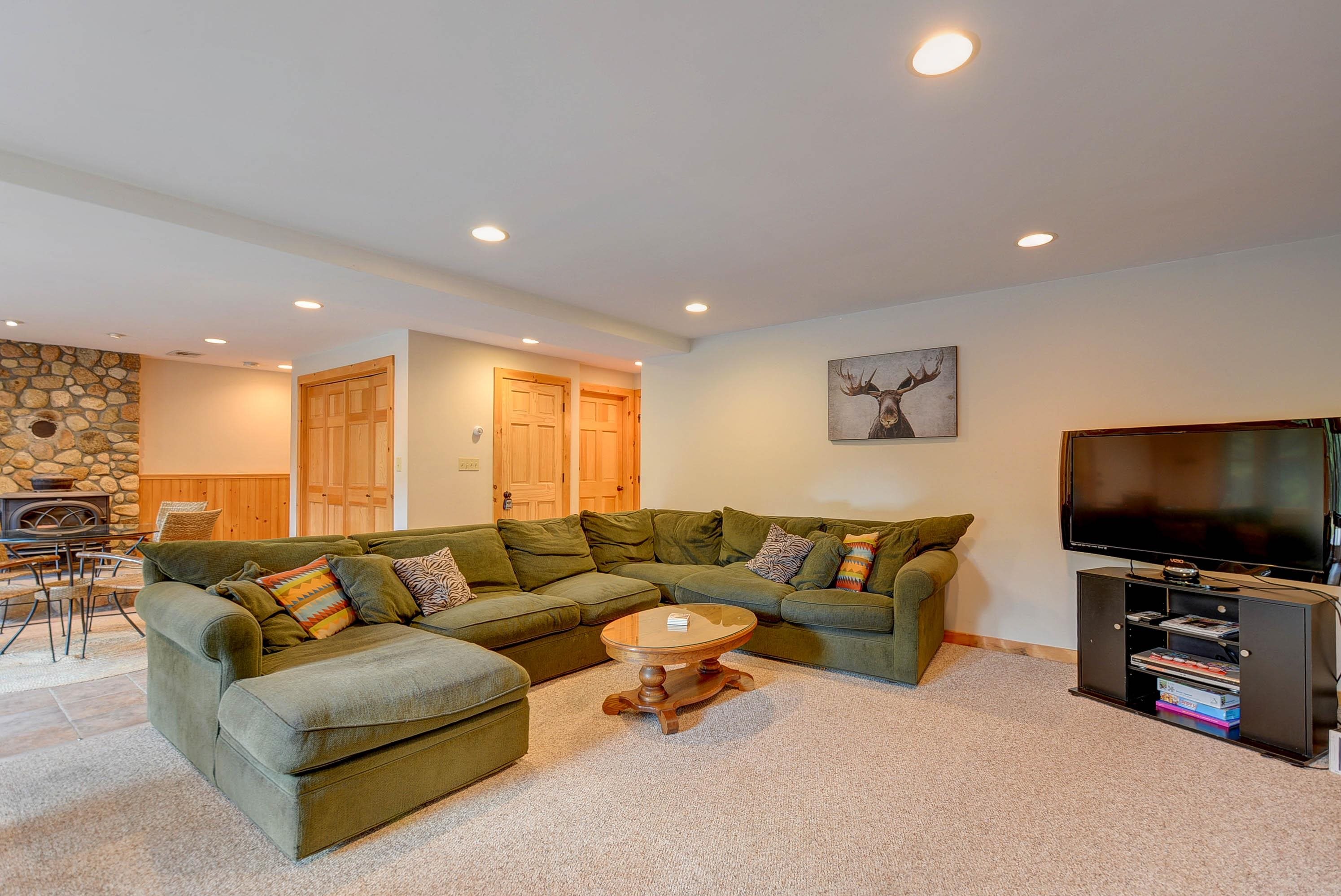 29 Falcon Loop Bartlett, NH 03812 - Photo 32 of 42