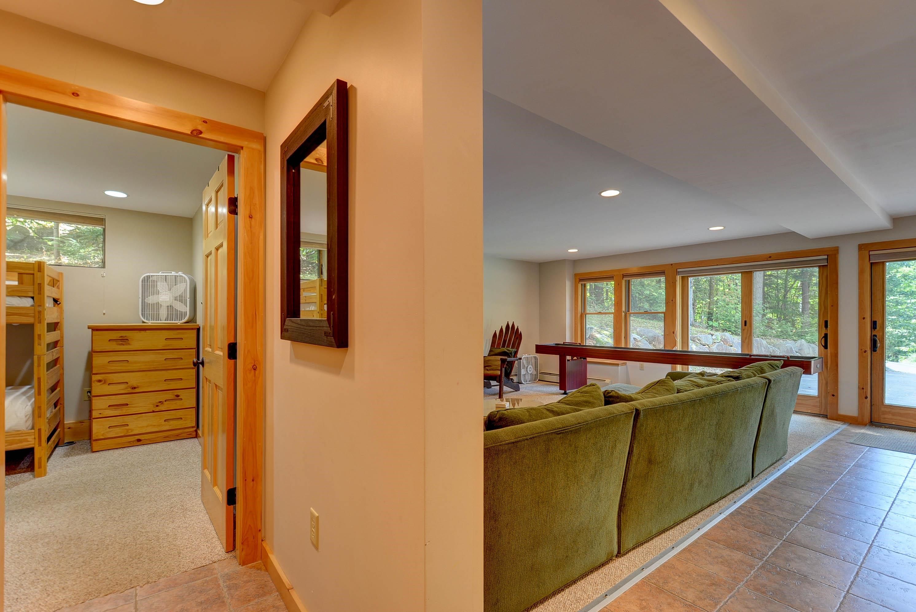 29 Falcon Loop Bartlett, NH 03812 - Photo 33 of 42