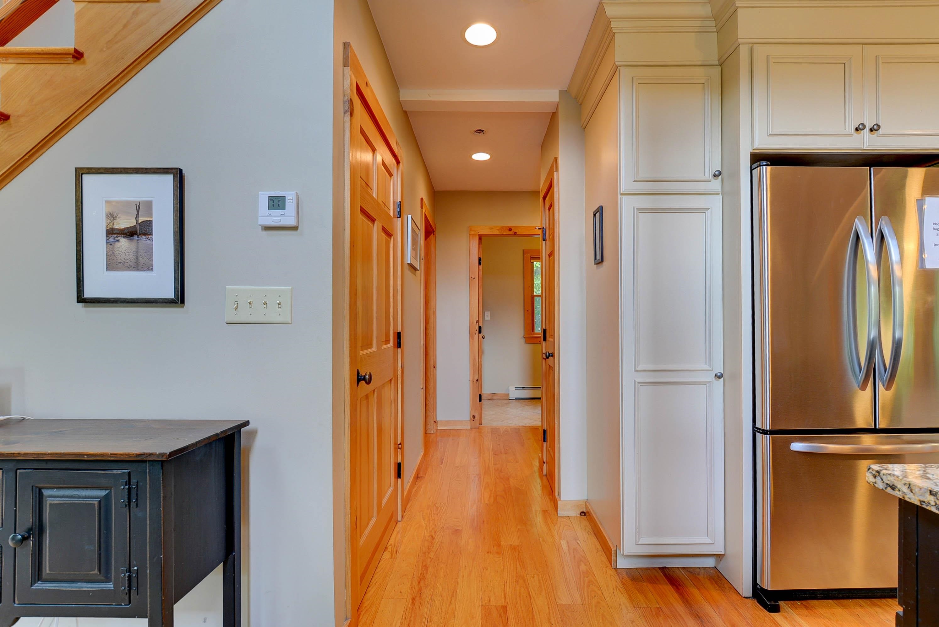 29 Falcon Loop Bartlett, NH 03812 - Photo 7 of 42