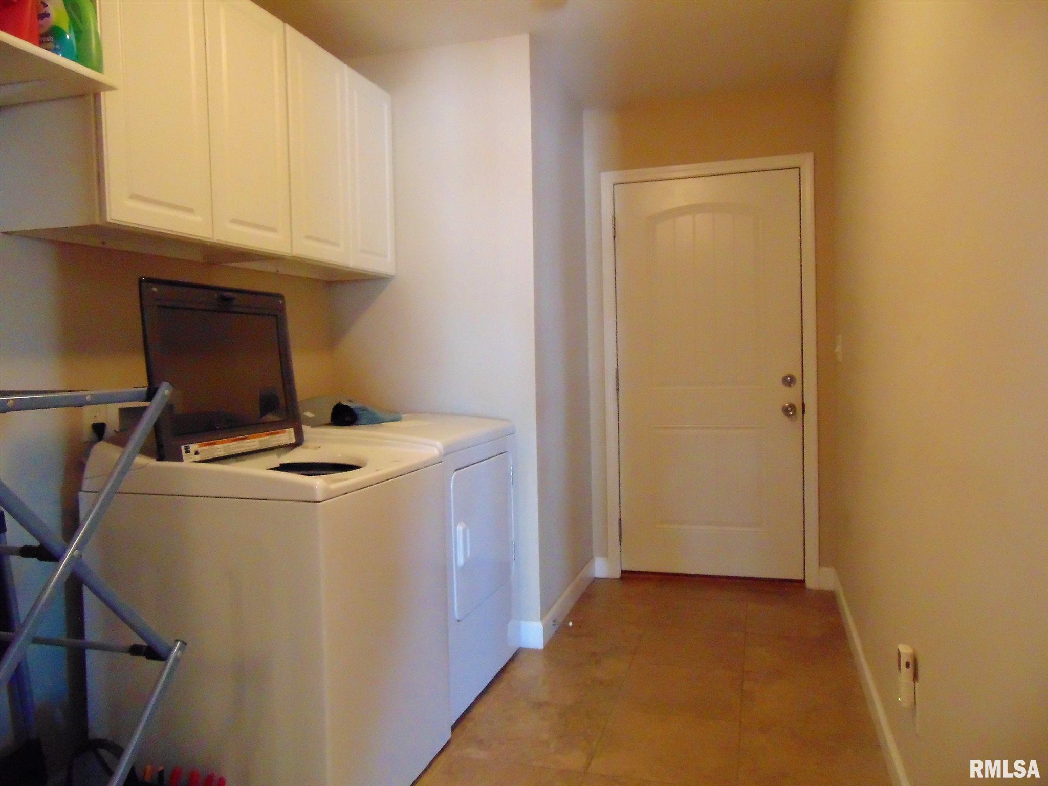 113 Twin Lakes Road Carterville, IL 62918 - Photo 13 of 27 Gallery Image 13