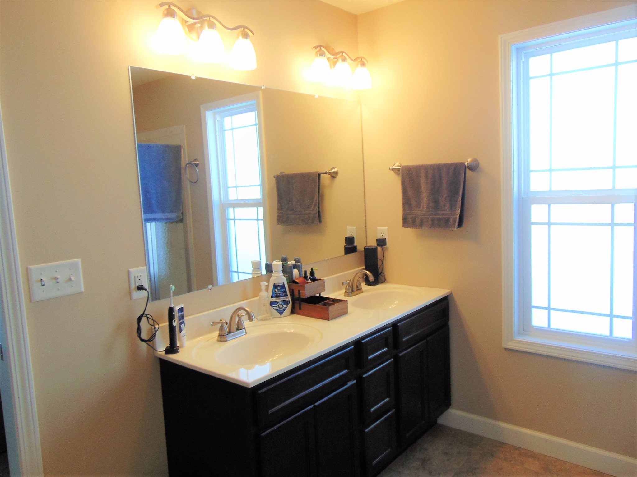 113 Twin Lakes Road Carterville, IL 62918 - Photo 16 of 27 Gallery Image 16