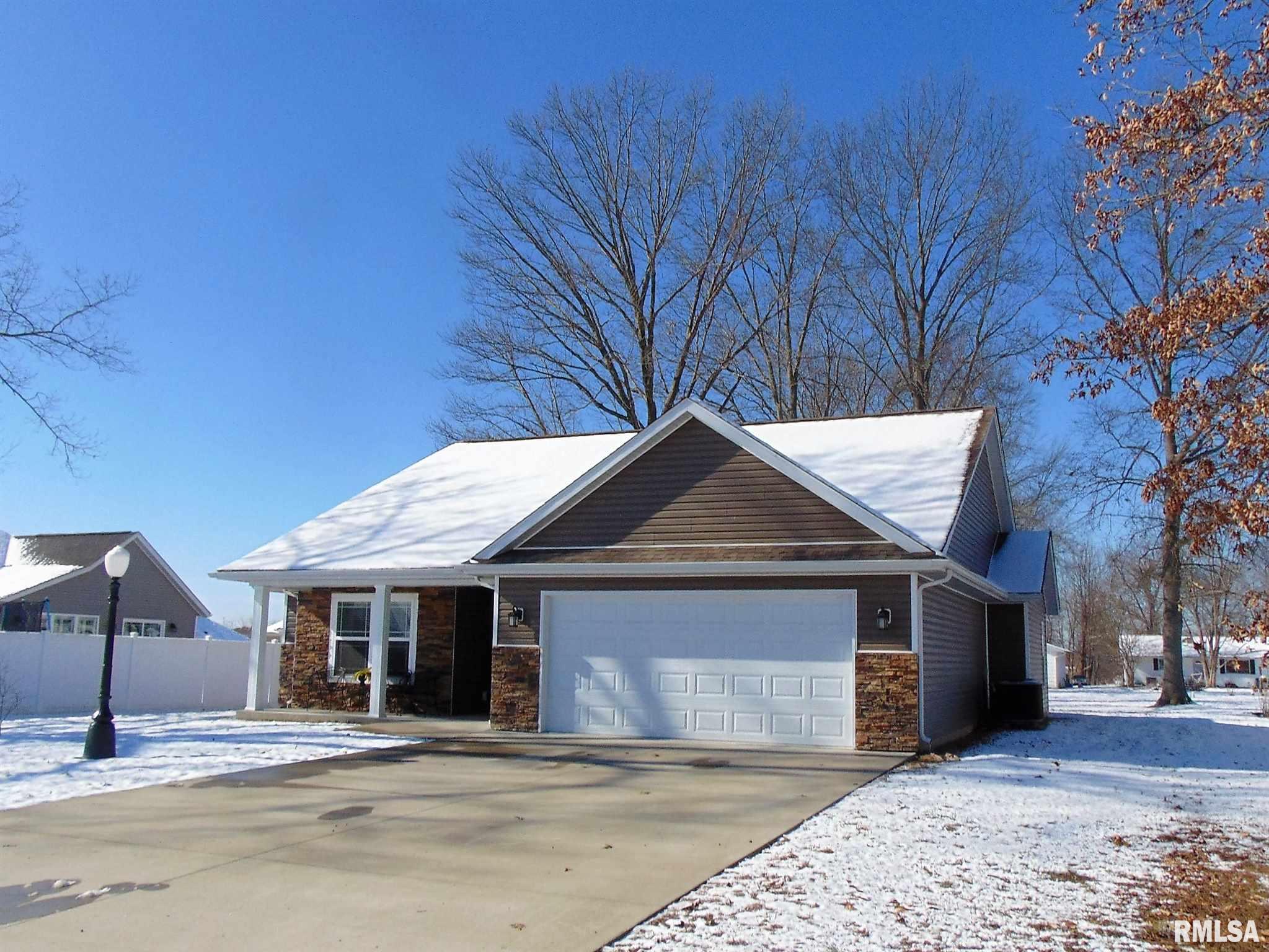 113 Twin Lakes Road Carterville, IL 62918 - Photo 26 of 27 Gallery Image 26