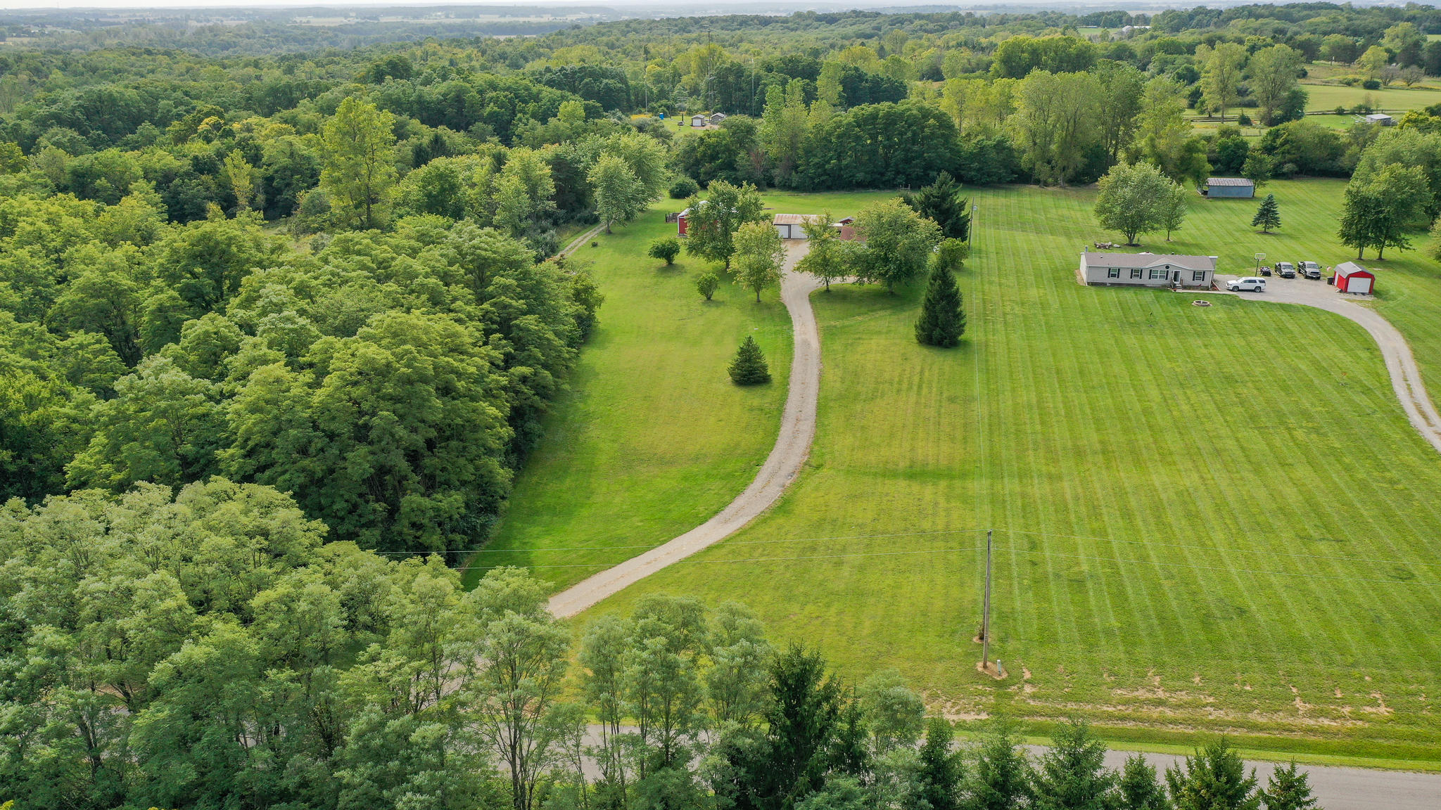 5027 Flatfoot Road Cable, OH 43009 - Photo 4 of 41