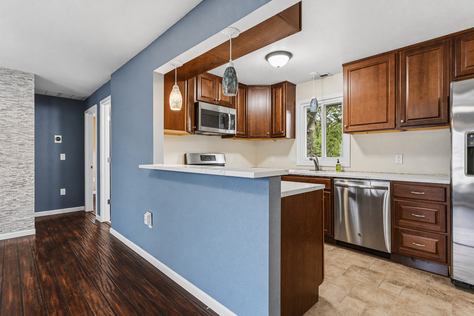 204 Flora Drive Champaign, IL 61821 - Photo 8 of 26