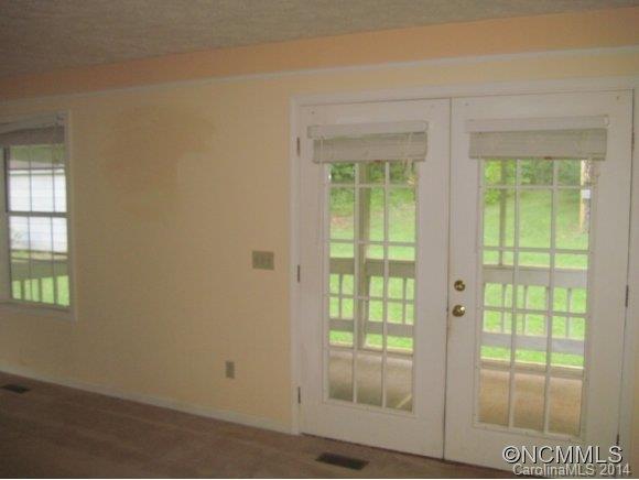 102 Ashlyn Lane Tryon, NC 28782 - Photo 4 of 7 Gallery Image 4