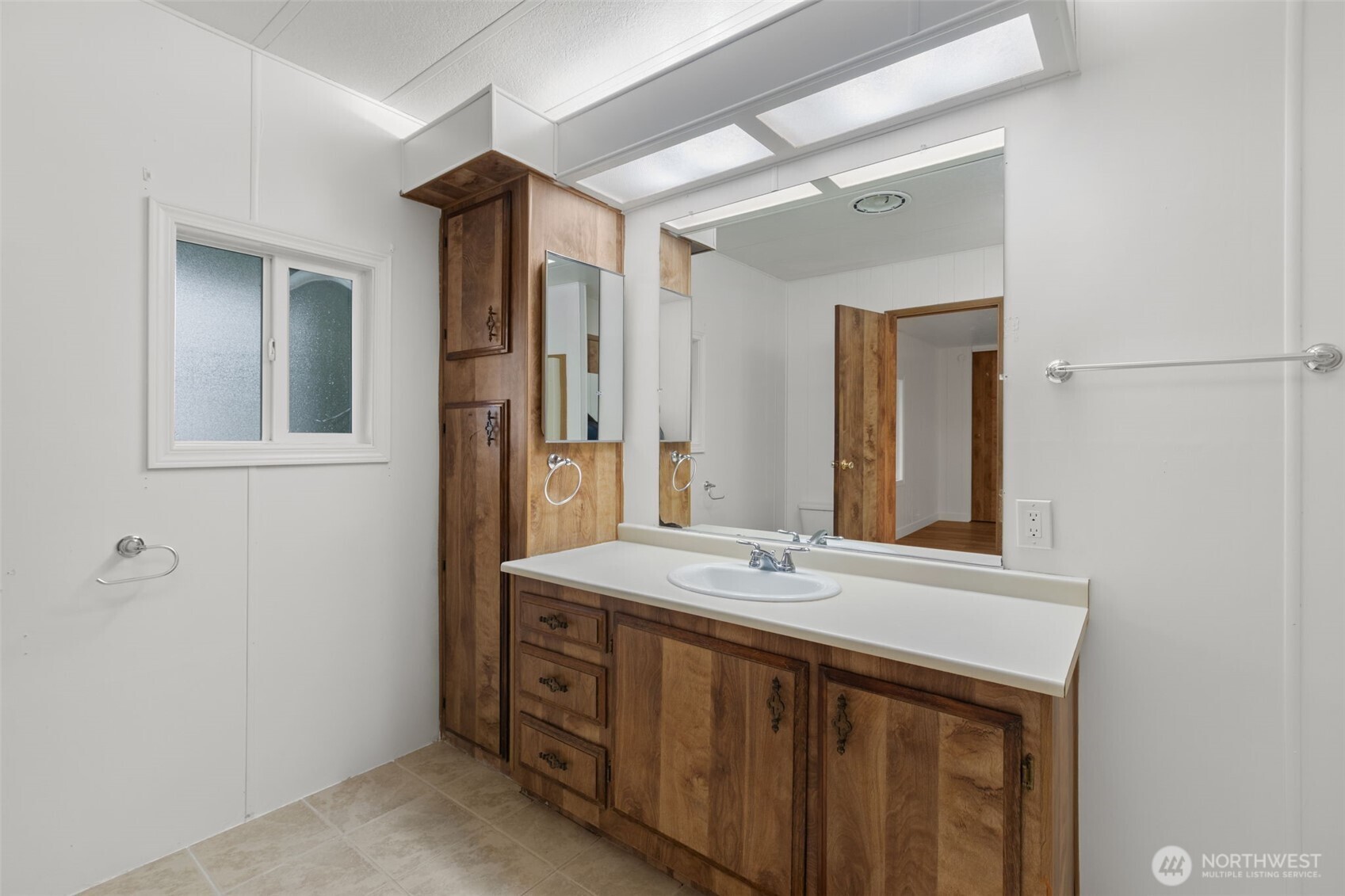 11436 Southeast 208th Street, Unit 7 Kent, WA 98031 - Photo 12 of 21