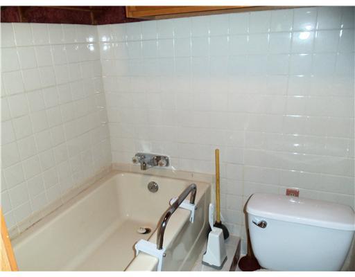 1956 High Hill Road Pulaski, PA 16143 - Photo 18 of 18 Full Bath.