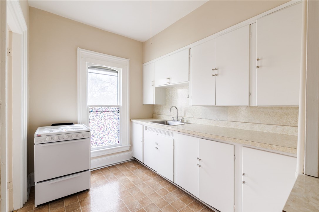 18 Vick Park B Rochester, NY 14607 - Photo 6 of 16