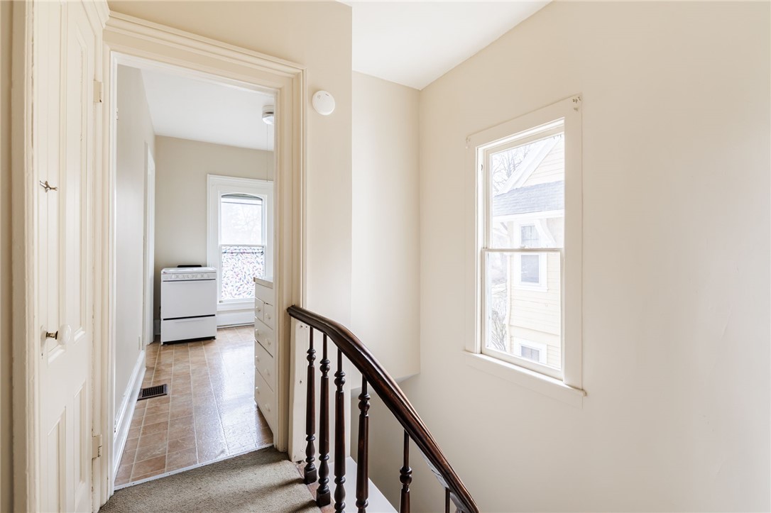 18 Vick Park B Rochester, NY 14607 - Photo 7 of 16