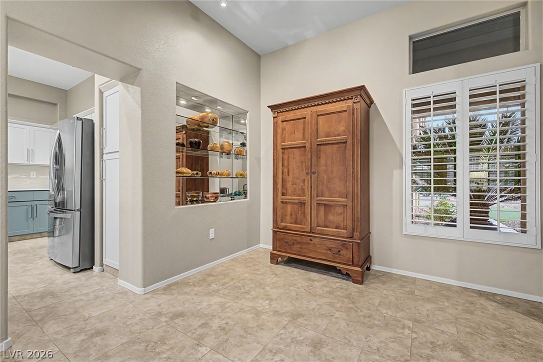 9904 Villa Ridge Drive Las Vegas, NV 89134 - Photo 10 of 35