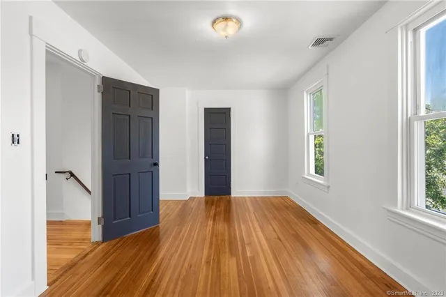 $330,000 | 22 Sycamore Lane, Waterbury, CT 06705