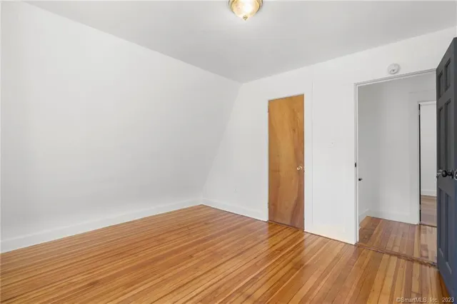 $330,000 | 22 Sycamore Lane, Waterbury, CT 06705