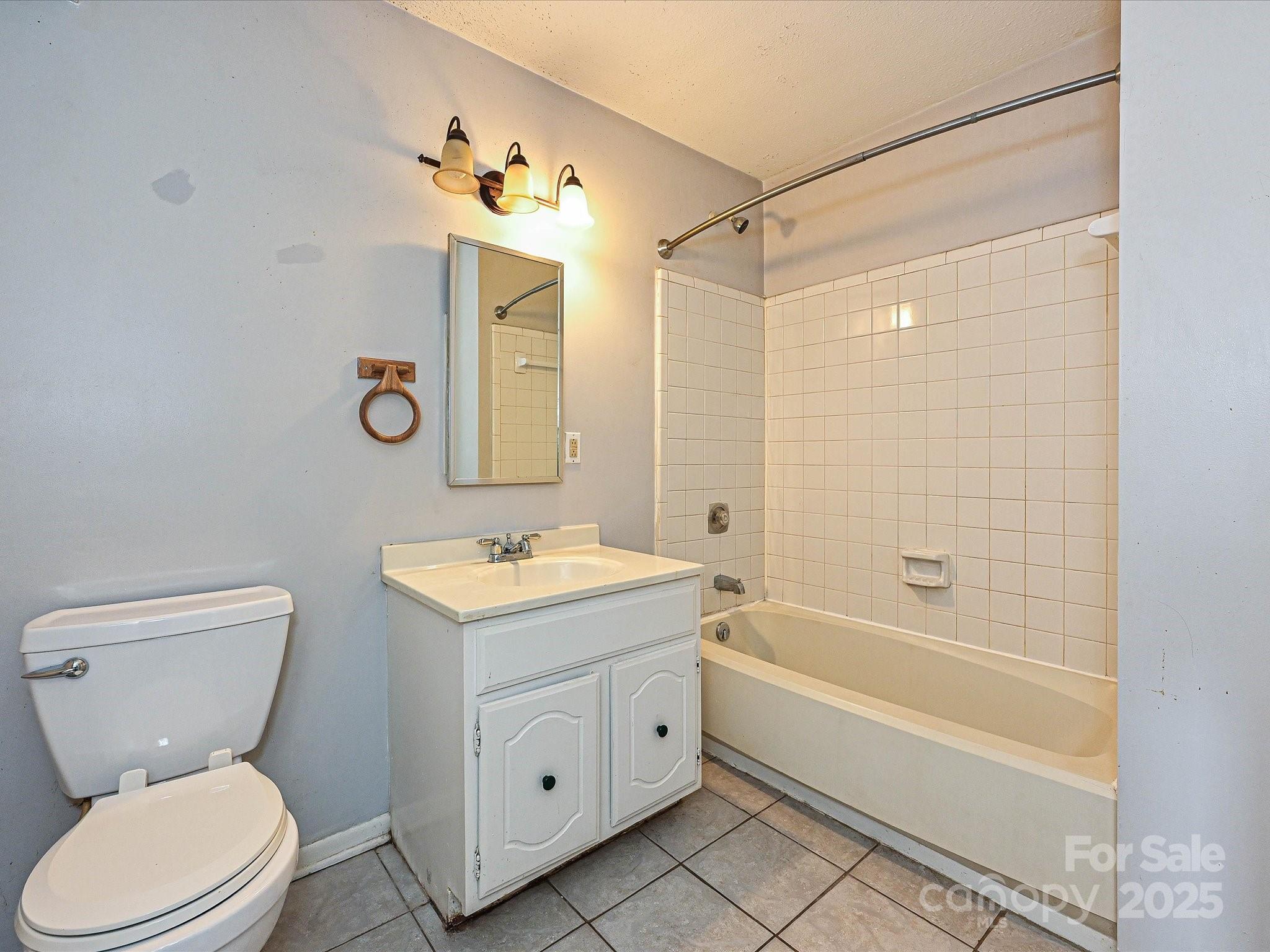 6148 Heath Ridge Court, Unit A Charlotte, NC 28210 - Photo 17 of 22