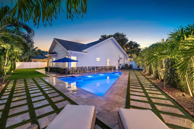 $1,099,000 | 12908 Calais Circle, Palm Beach Gardens, FL 33410