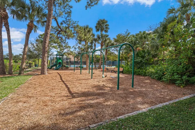 $1,099,000 | 12908 Calais Circle, Palm Beach Gardens, FL 33410
