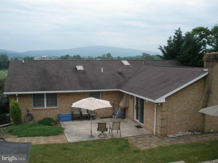 11537 Country Club Road Waynesboro, PA 17268 - Photo 13 of 17 Exterior (Rear)