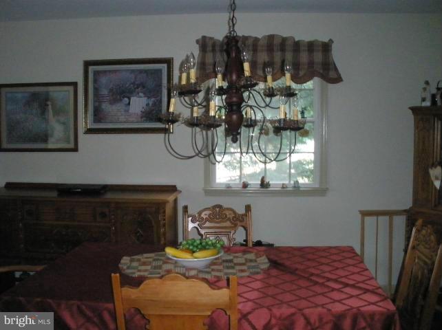 11537 Country Club Road Waynesboro, PA 17268 - Photo 4 of 17 Dining Room