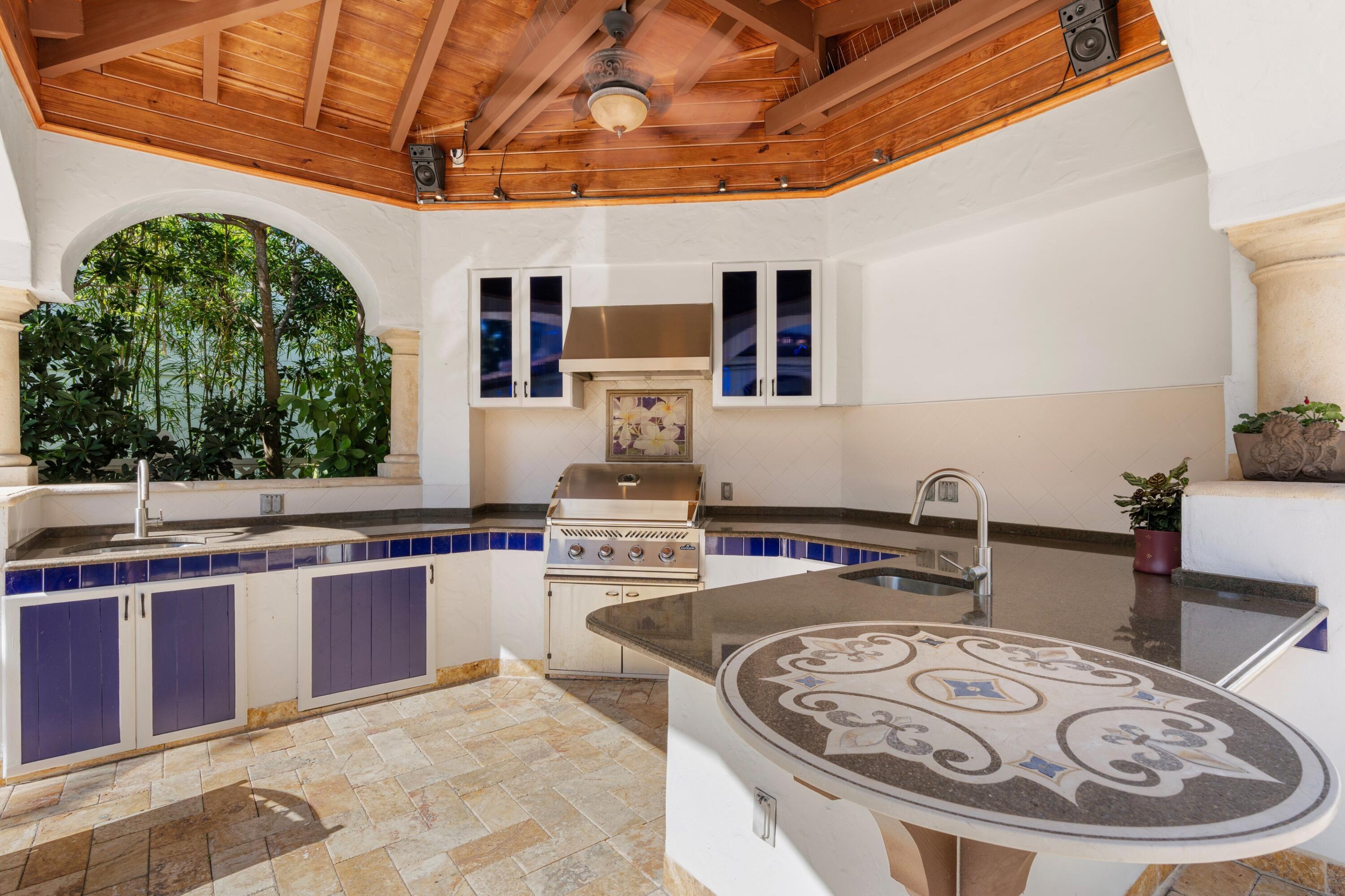 901 Northwest 4th Court Boca Raton, FL 33432 - Photo 10 of 48 Full Outdoor Kitchen