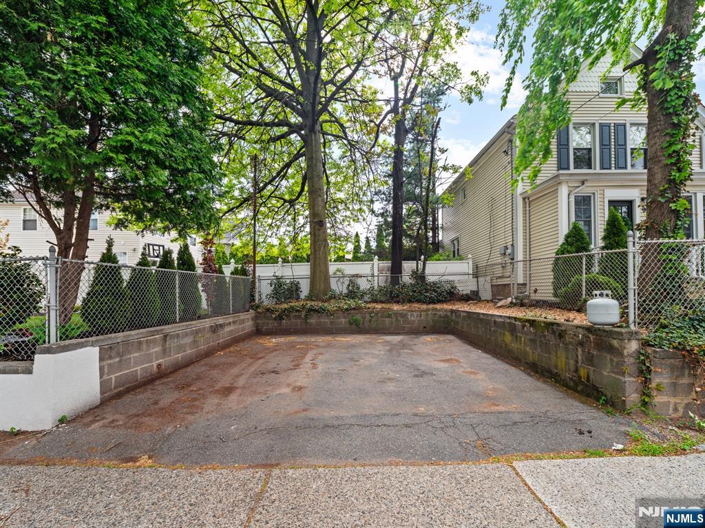 9 Morse Avenue Rutherford, NJ 07070 - Photo 27 of 29