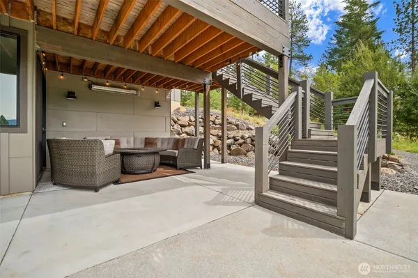 a view of outdoor space yard and patio