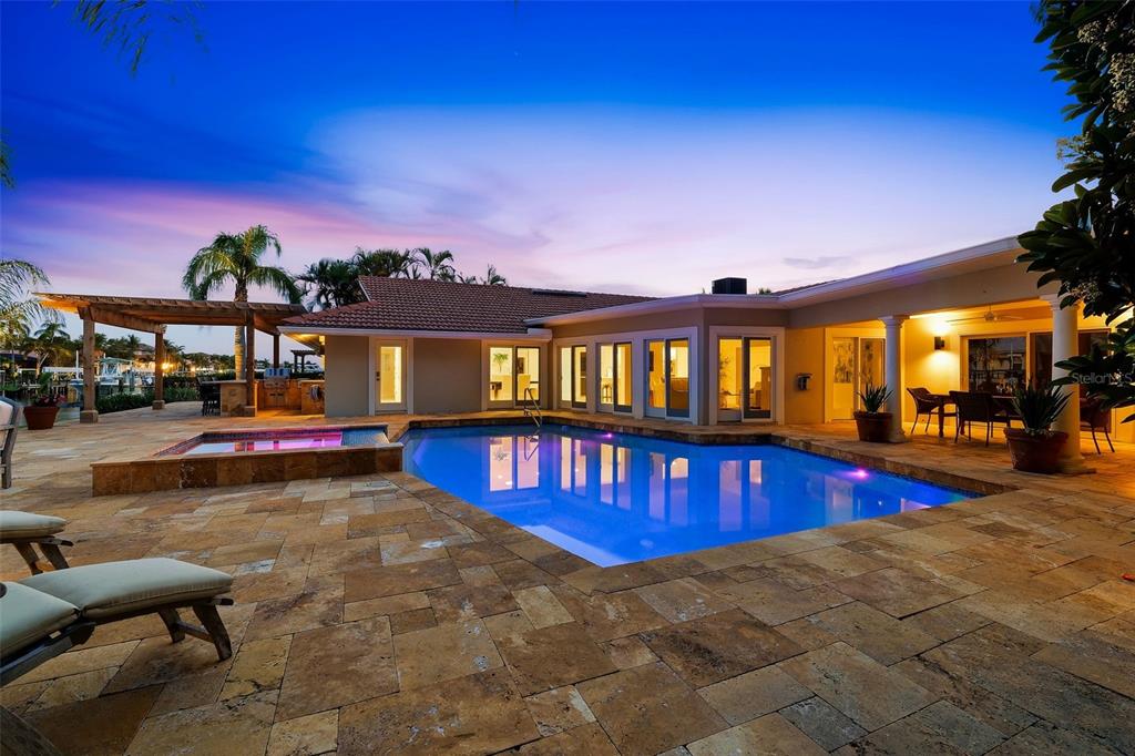 2080 Hawaii Avenue Northeast St. Petersburg, FL 33703 - Photo 55 of 58