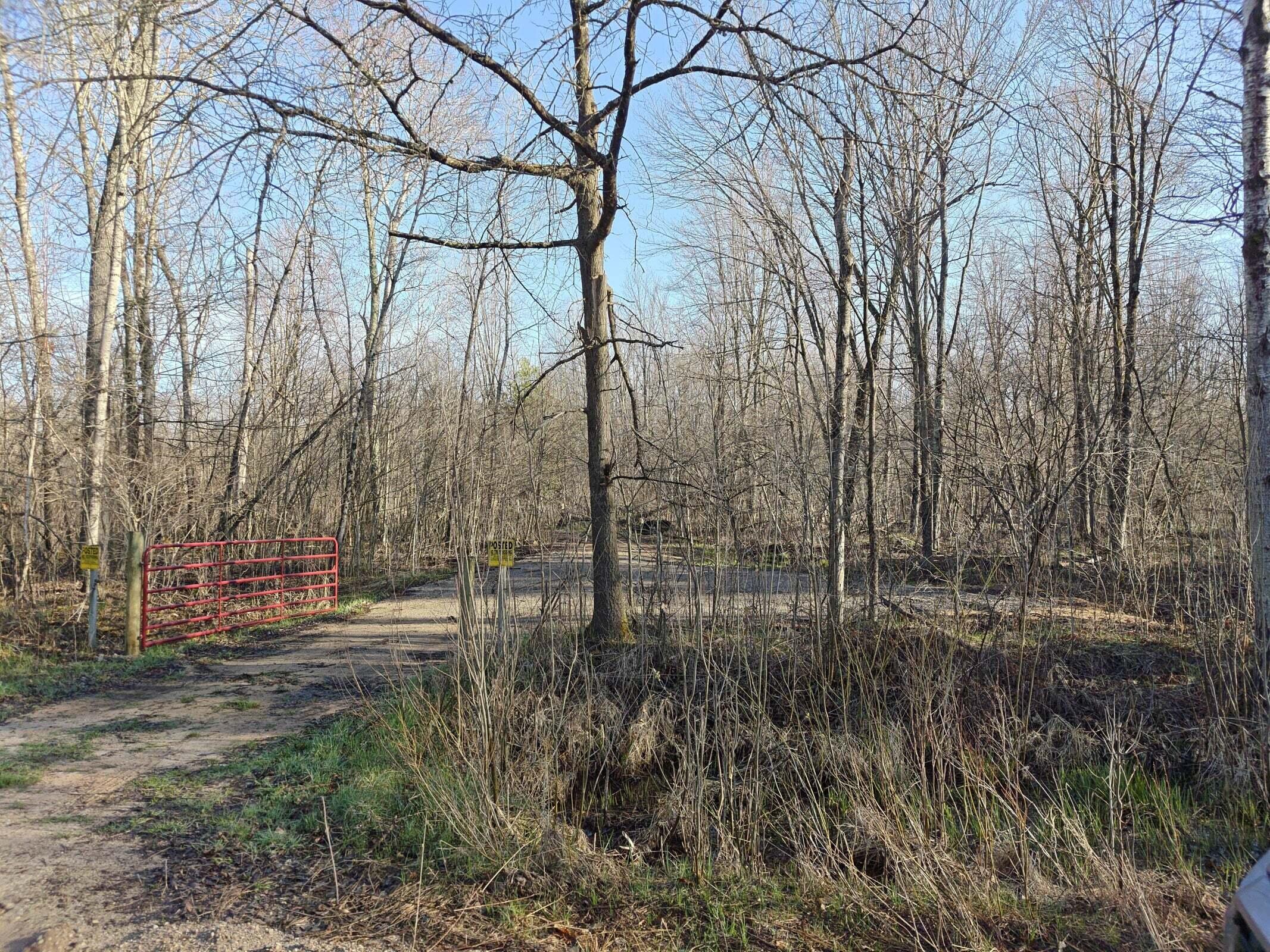 10830 West 3 Mile Road Branch, MI 49402 - Photo 2 of 31 20250422165840561646000000-o