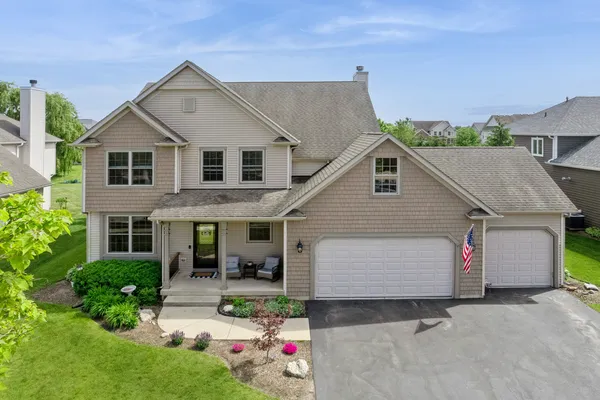 $550,000 | 5235 Greenshire Circle, Lake In The Hills, IL 60156