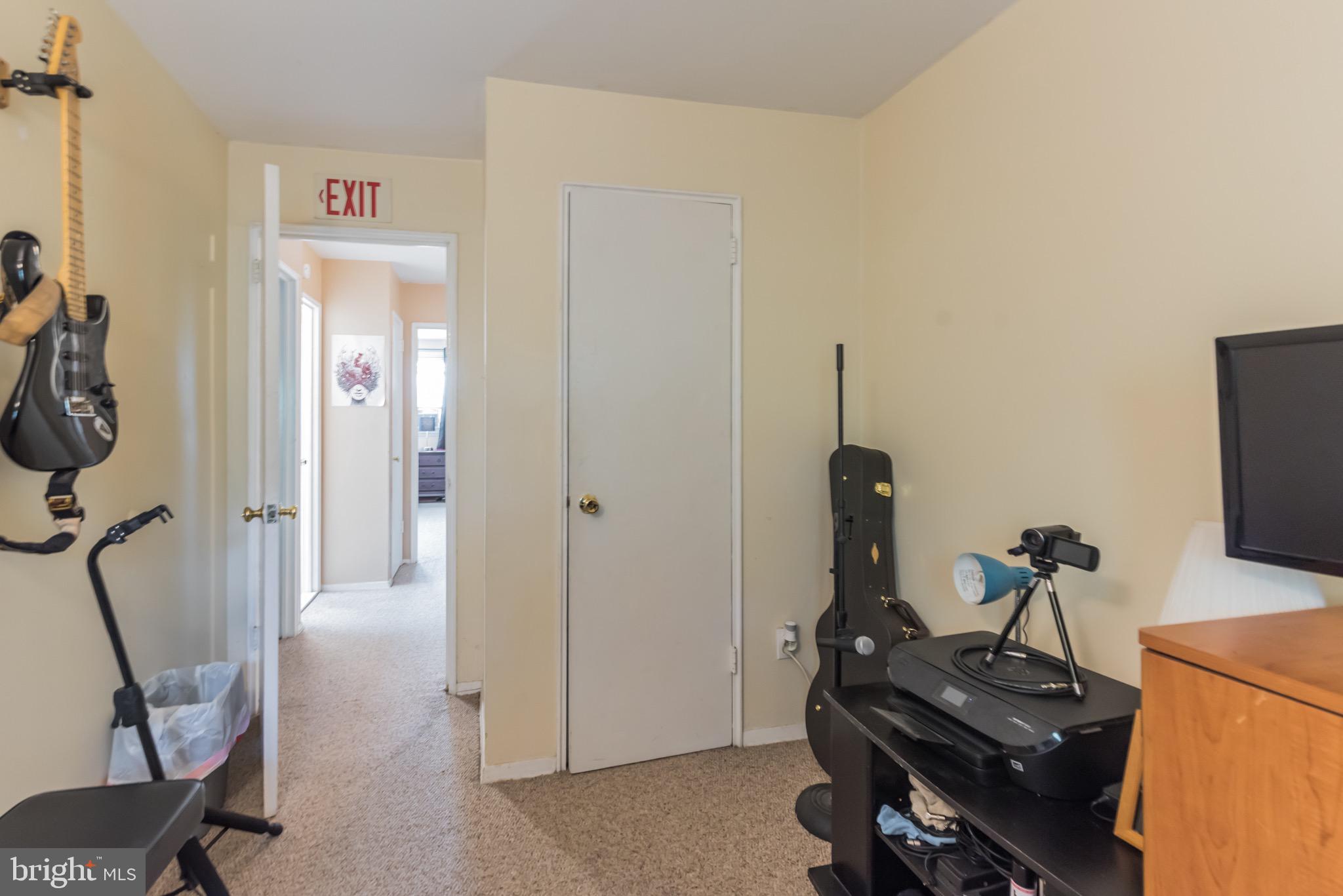 4126 Fairdale Road Philadelphia, PA 19154 - Photo 20 of 28 Gallery Image 20
