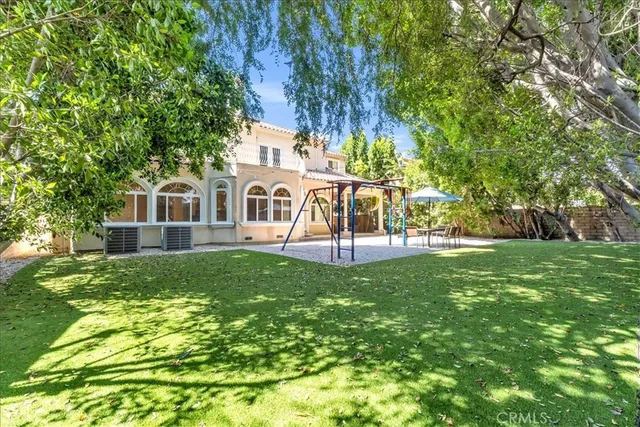 $9,995 | 5150 Teesdale Avenue, Valley Village, CA 91607