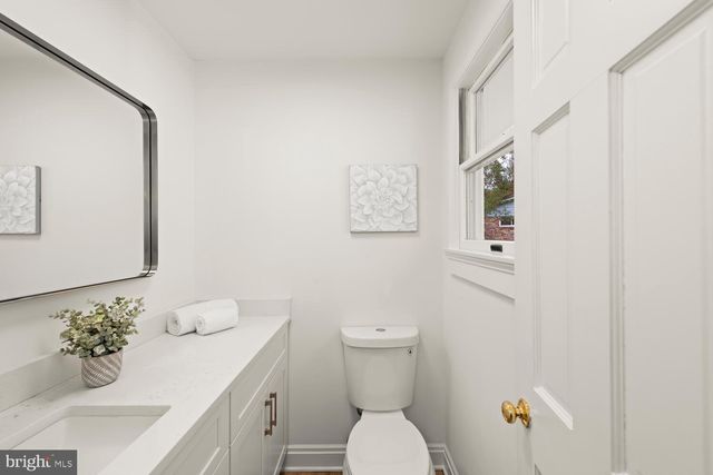 $800,000 | 10027 Whitefield Street, Fairfax, VA 22032