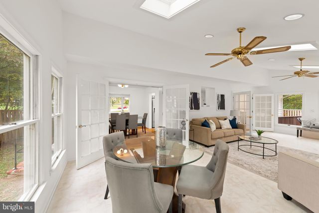 $800,000 | 10027 Whitefield Street, Fairfax, VA 22032