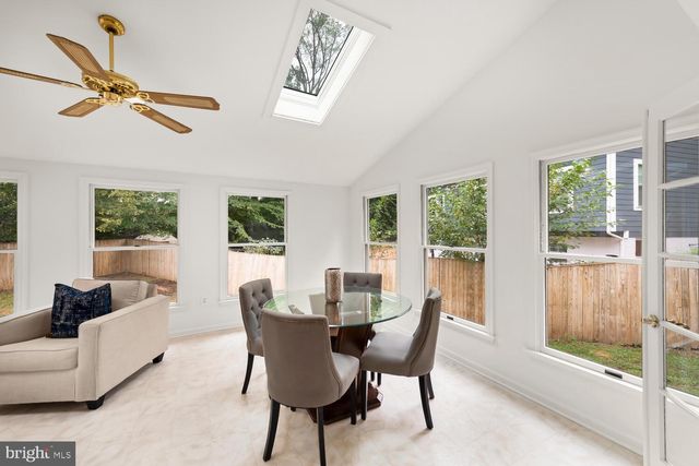 $800,000 | 10027 Whitefield Street, Fairfax, VA 22032