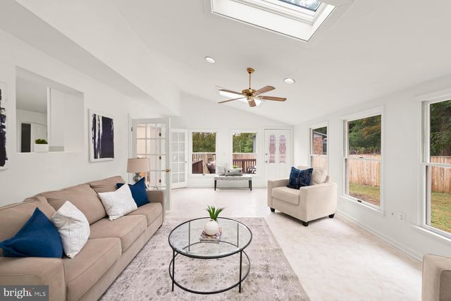 $800,000 | 10027 Whitefield Street, Fairfax, VA 22032