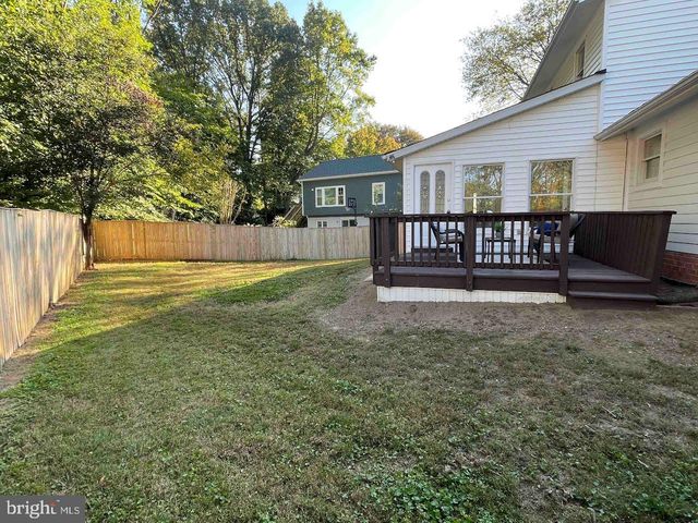 $800,000 | 10027 Whitefield Street, Fairfax, VA 22032