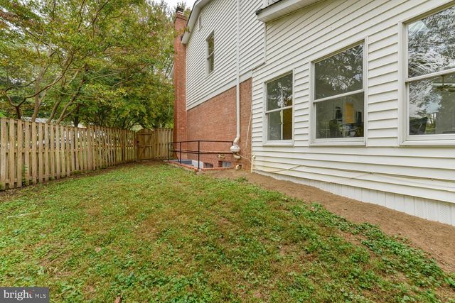 $800,000 | 10027 Whitefield Street, Fairfax, VA 22032