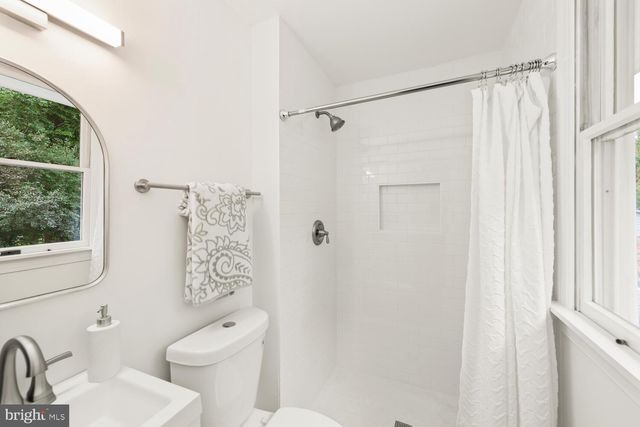 $800,000 | 10027 Whitefield Street, Fairfax, VA 22032