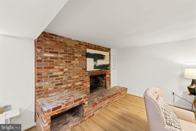 $800,000 | 10027 Whitefield Street, Fairfax, VA 22032