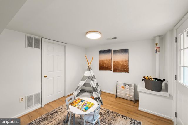 $800,000 | 10027 Whitefield Street, Fairfax, VA 22032