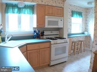 335 Overhill Road Wayne, PA 19087 - Photo 4 of 6 Gallery Image 4