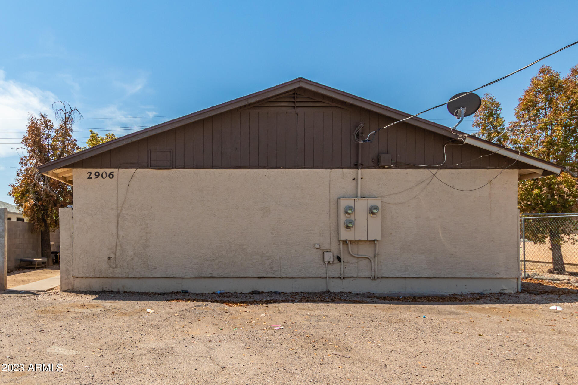 2906 East Roeser Road Phoenix, AZ 85040 - Photo 4 of 6 02-Roeser