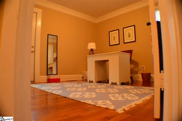 $1,675 | 117 Hillcrest Circle, Greenville, SC 29609