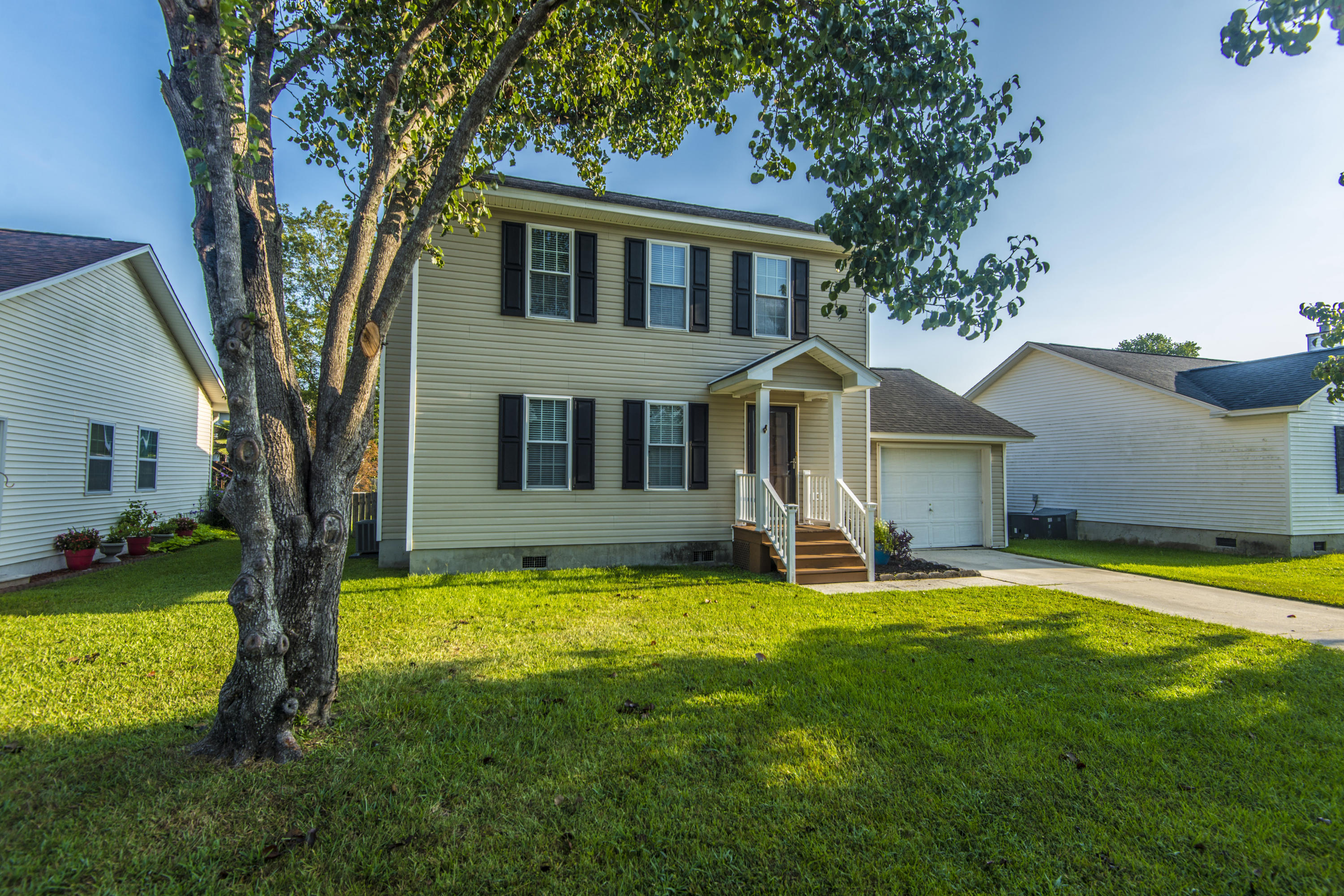 237 Two Hitch Road Goose Creek, SC 29445 - Photo 1 of 33 _DSC8330