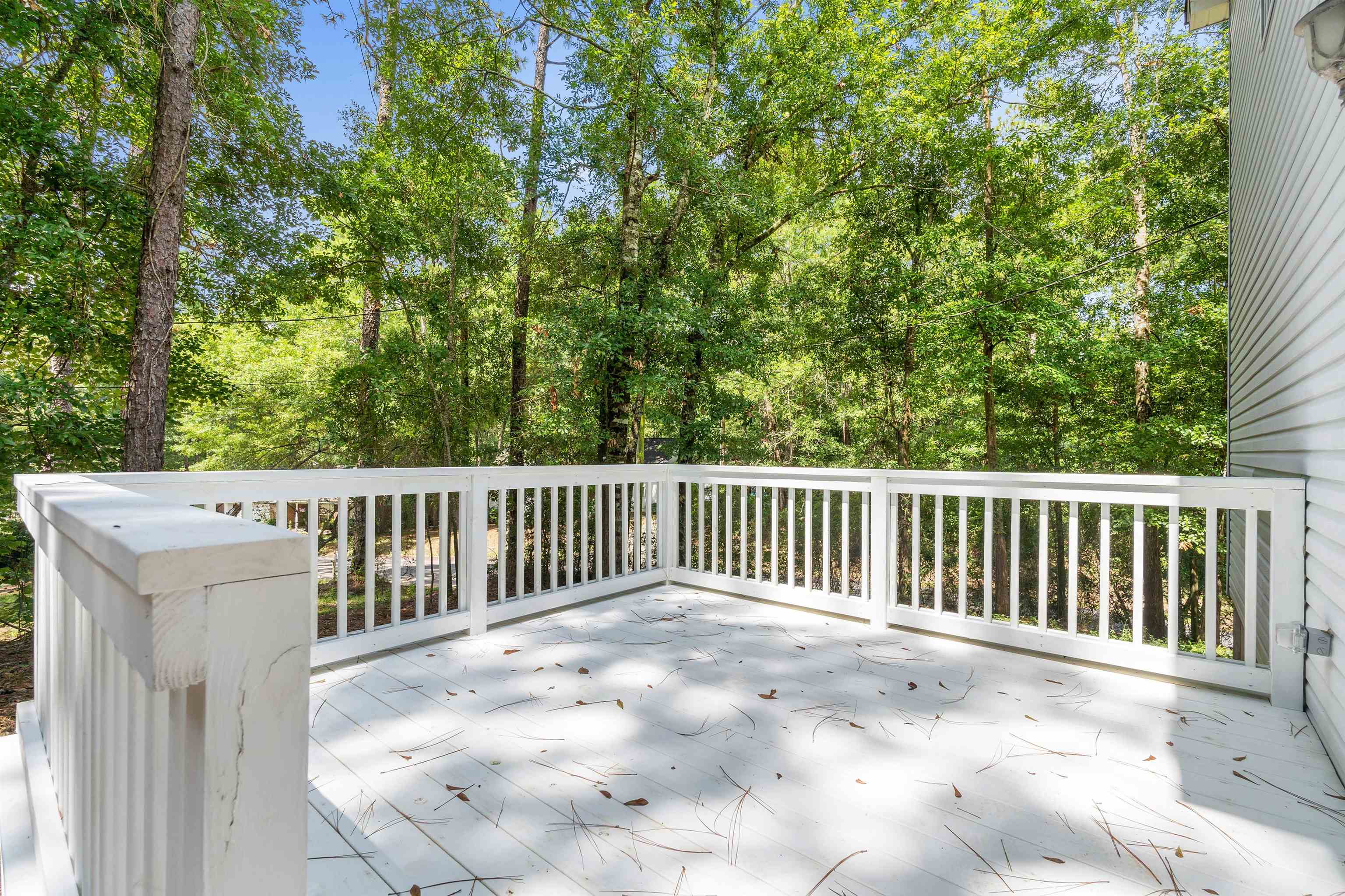 402 Ridgewood Drive Daphne, AL 36526 - Photo 3 of 20
