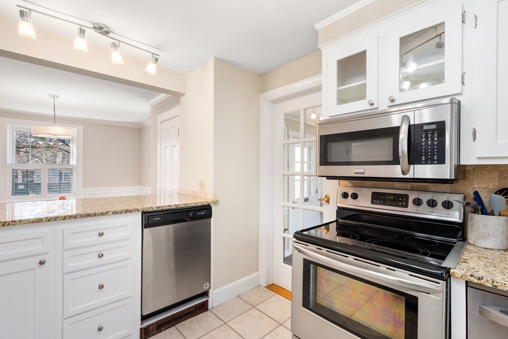 12 Pembrook Road North Andover, MA 01845 - Photo 11 of 30 Gallery Image 11