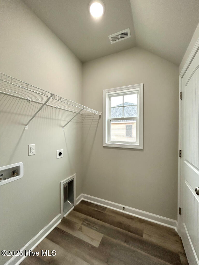 253 Browns Ferry Road Jacksonville, NC 28546 - Photo 11 of 52 SIMILAR PHOTO